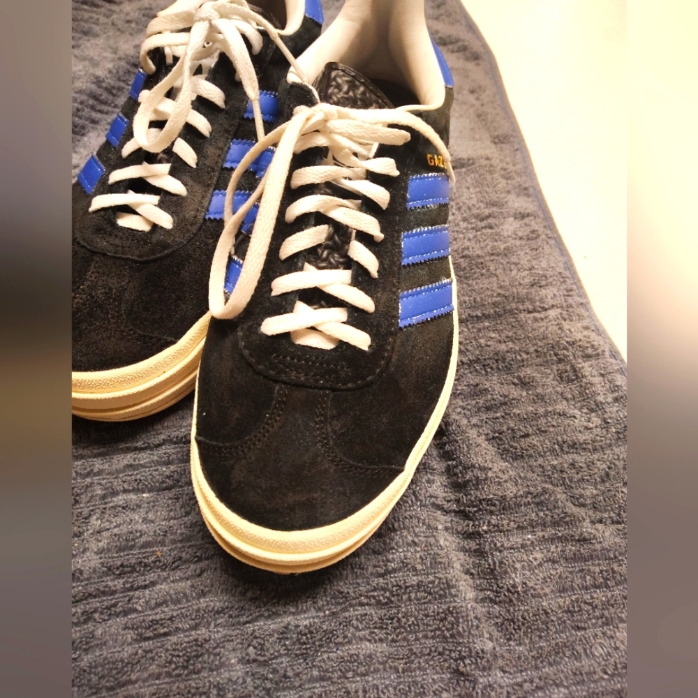 Adidas Gazille men's size 8.5